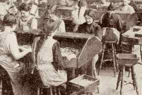 Women working in Leeds munitions factory during World War I