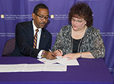 UAlbany and MVCC representatives sign dual admissions agreement