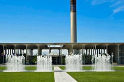 UAlbany's Entry Plaza with fountain