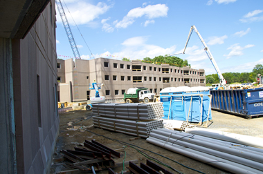 Liberty Terrace apartment-style housing under construction at UAlbany.