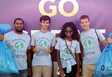 students help clean up at UAlbany