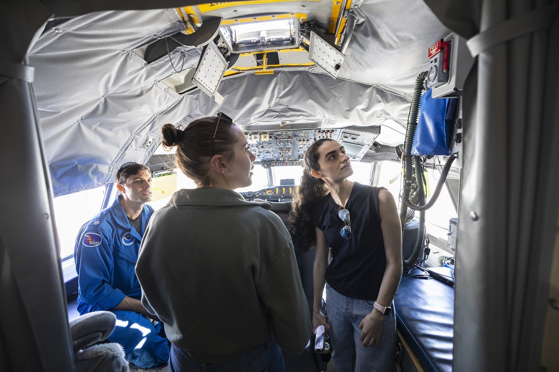 UAlbany students tour the NOAA Hurricane Hunter.