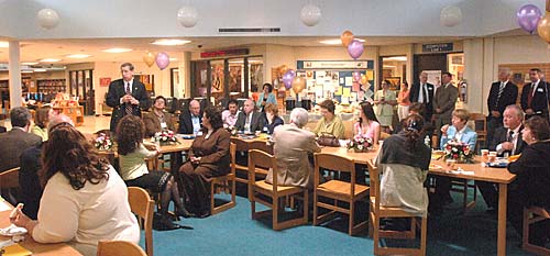 President Hall thanks the two Smithtown High Schools for the warm welcome