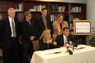 UAlbany and Albany Law School announce a cooperative JD/MBA program.
