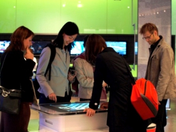 2009 iGov Research Institute in Seattle exploring Microsoft's visitor center