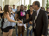 President Rodríguez speaks to an incoming UAlbany freshmen tour group.