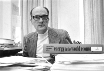 UAlbany Professor Emeritus of Economics Edward Renshaw circa 1979