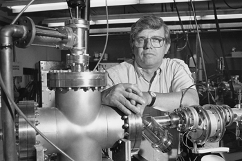 Distinguished Service Professor Emeritus Walter Gibson