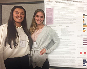 UAlbany Human Develoment majors pose at a national conference