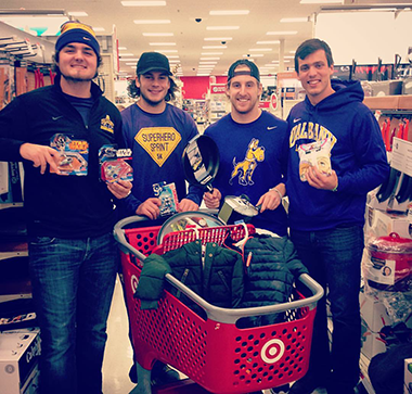 Holiday Volunteers 2015