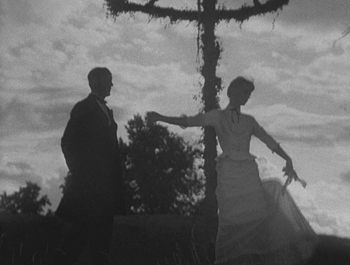 Miss Julie (Anita Bjrk) dances with Jean (Ulf Palme), her fathers valet, in a film based on August Strindbergs play Miss Julie (1888).