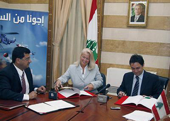 Signing the agreement at the Ministry of Interior and Municipalities 