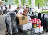 Students moving in at UAlbany