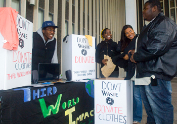 UAlbany students giving back.