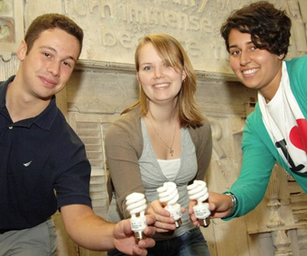 UAlbany students will table outside the Campus Center to encourage energy efficiency
