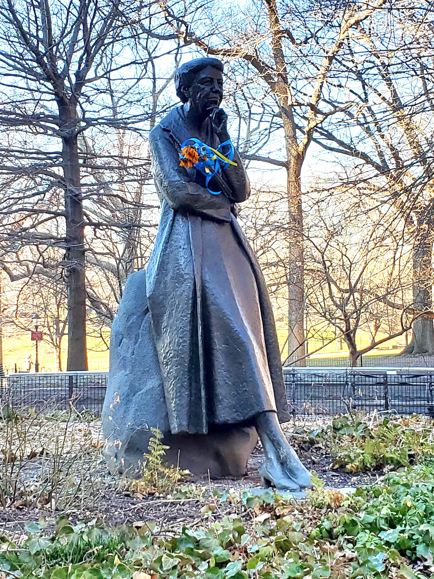 Eleanor Stands with Ukraine, photo by Joachim Frank