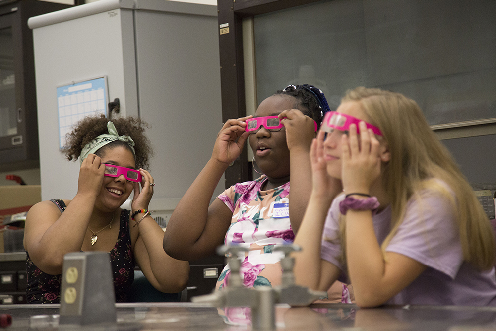 Students participate in last summer's Eureka! program at UAlbany