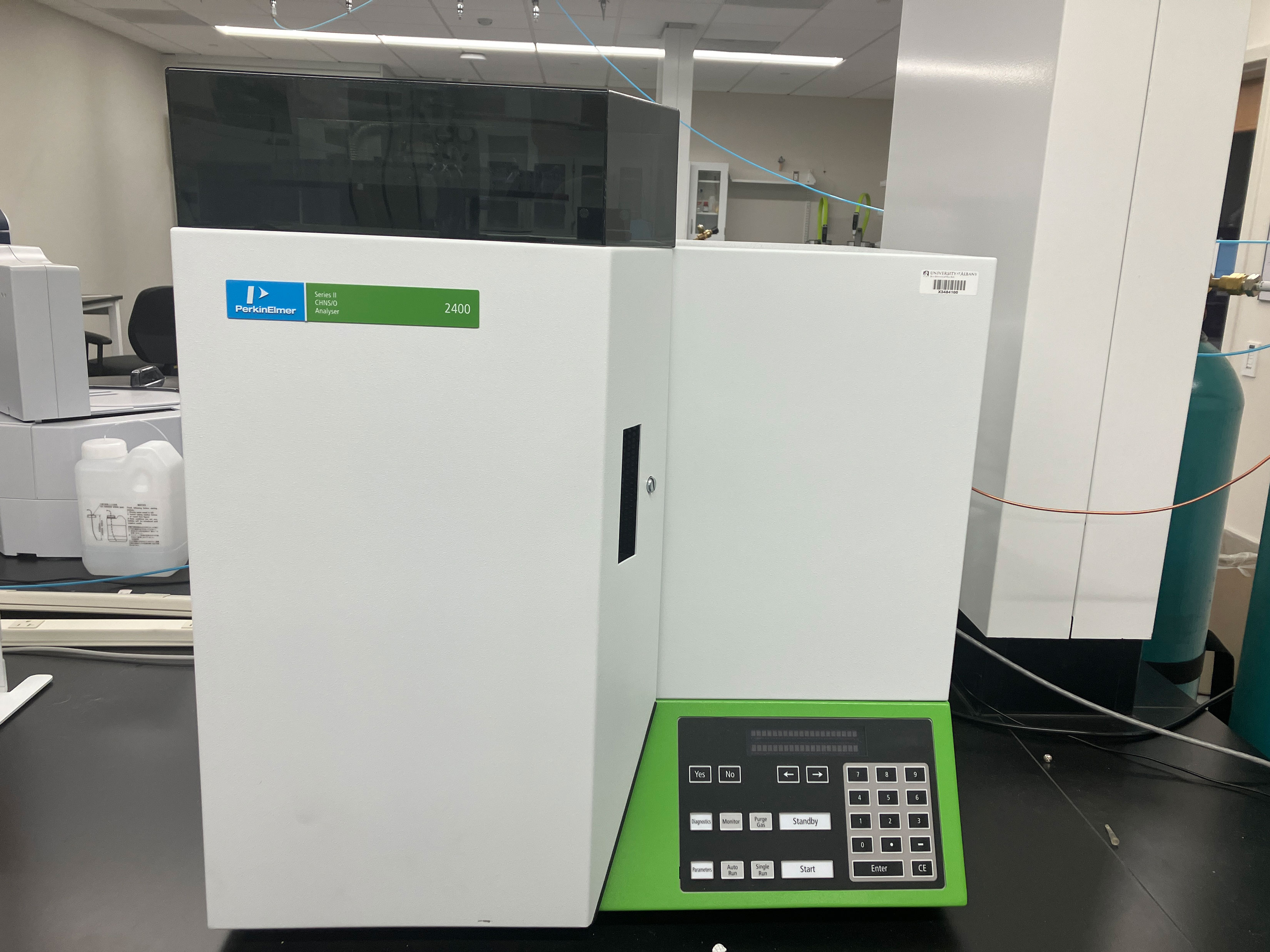 PerkinElmer Series II CHNS/O Analyzer.
