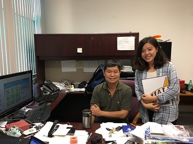 Photo of UAlbany researcher Qilong Min and PIRE student Ying-Chieh Chen.