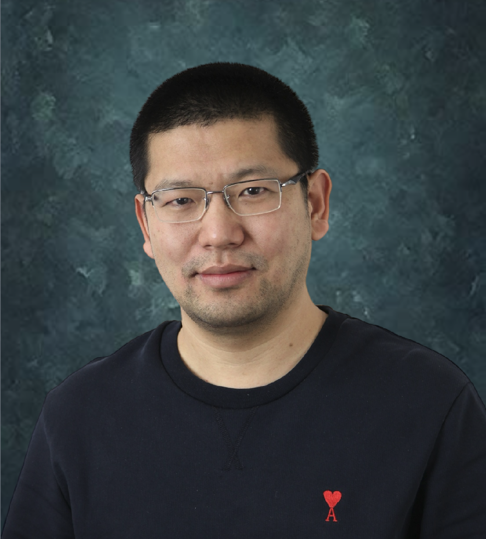 A portrait of Xin Wang.