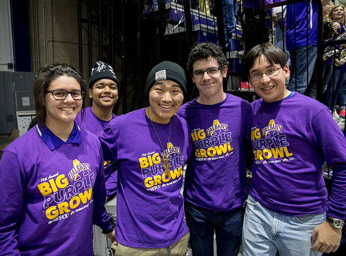 Students proudly wear their purple at the Big Purple Growl and Ferocious Feast
