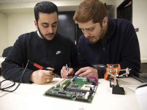CEAS Electrical and Computer Engineering students in Professor Jonathan Muckell’s class are working on four projects that will be presented at the upcoming CREATE symposium