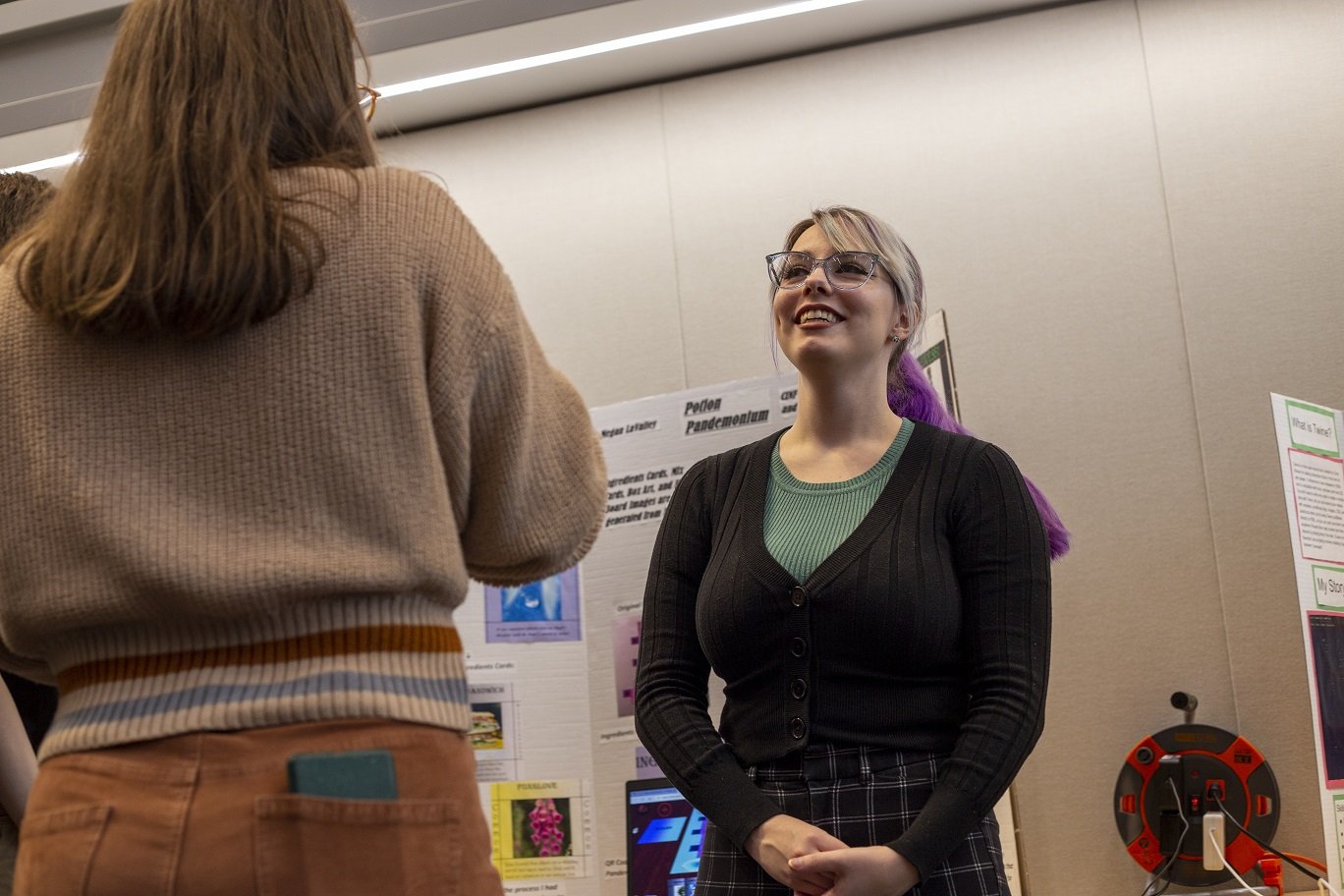 Students share research at CEHC's Fall 2022 Showcase.