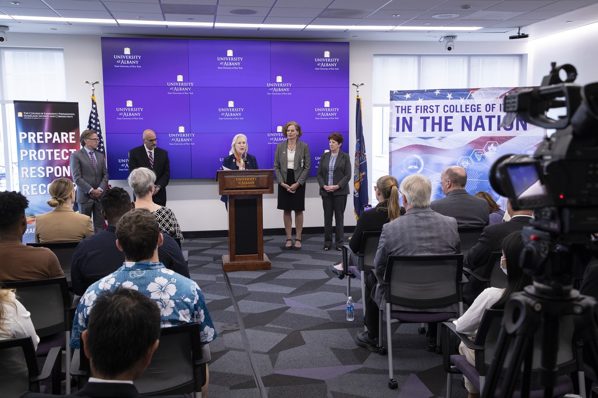 Photos: Gillibrand press conference at ETEC.
