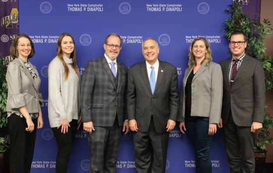UAlbany group with NYS Comptroller Thomas DiNapoli