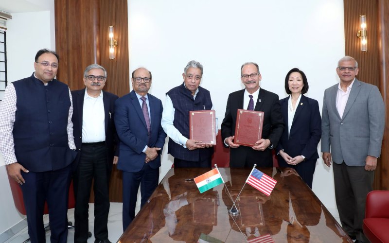 UAlbany leadership visits India to sign agreements and establish collaborations with local schools and universities