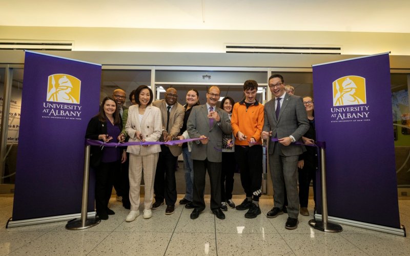 UAlbany leadership, staff and students celebrate the opening of the new Thrive Hub 