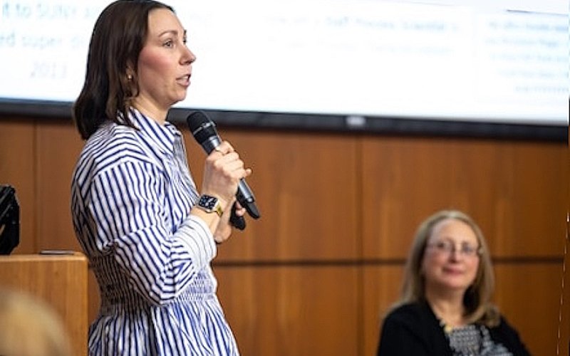 Biology Alumna Cathleen Schiraldi speaks to Women's Day audience