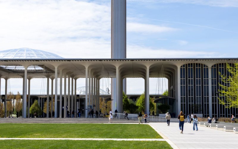 photo of the podium on UAlbany's Uptown Campus
