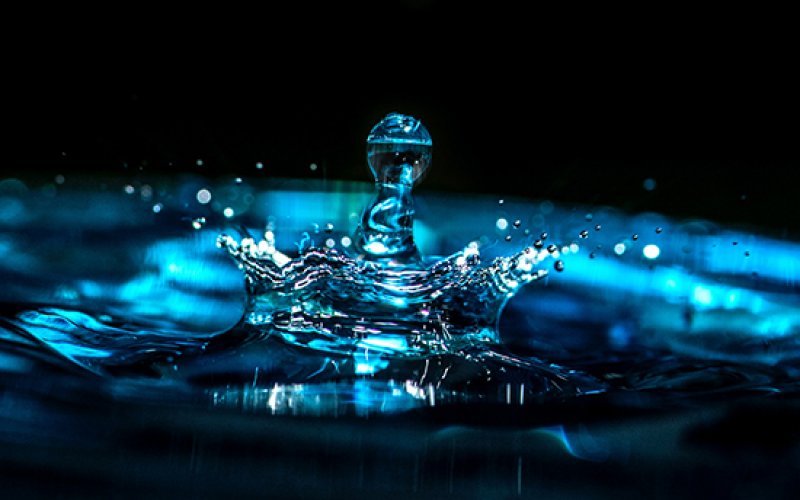 Droplet of water, Photo Credit Erda Estremera on Unsplash