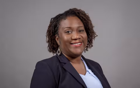 Headshot of DeeDee Bennett Gayle, associate professor at the College of Emergency Preparedness, Homeland Security and Cybersecurity.