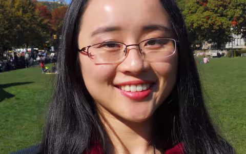 Professor Yue Li