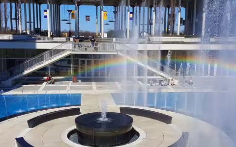 fountain rainbow