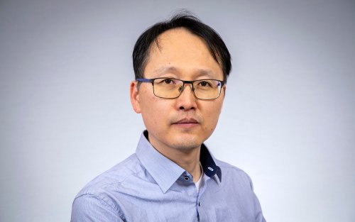 A portrait of BK Lee.