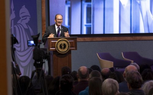 President Rodríguez delivers his Fall Address to a packed Campus Center Ballroom.