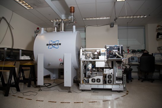 Bruker 12T solariX (FT-ICR)