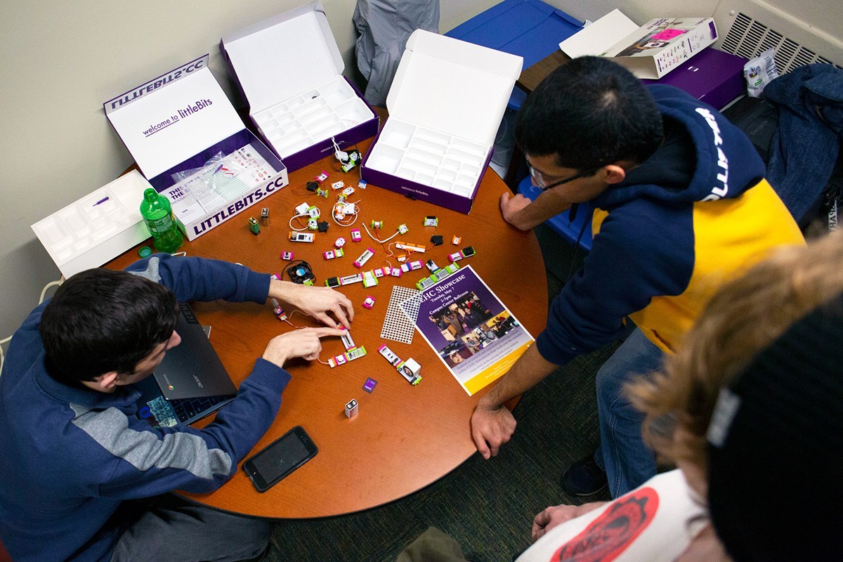 UAlbany Informatics students working on a project in the CEHC Makerspace.