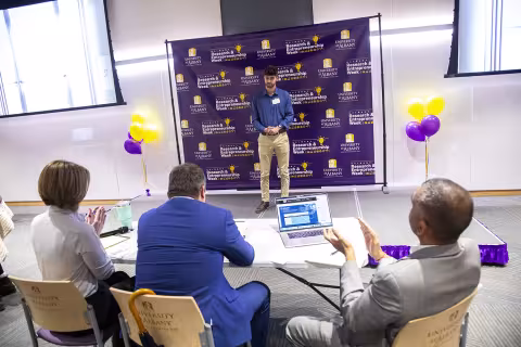 Students participate in the  2023 Quick Pitch Competition inside ETEC at UAlbany.