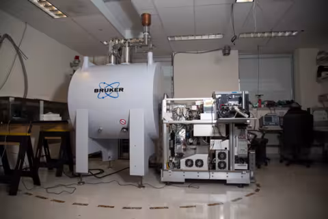 Bruker 12T solariX (FT-ICR)
