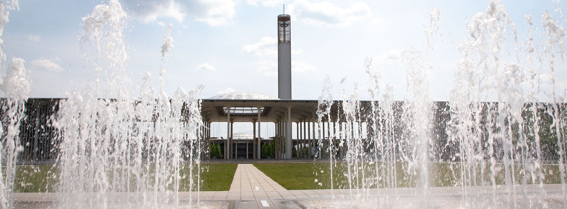 Collins Circle Fountains