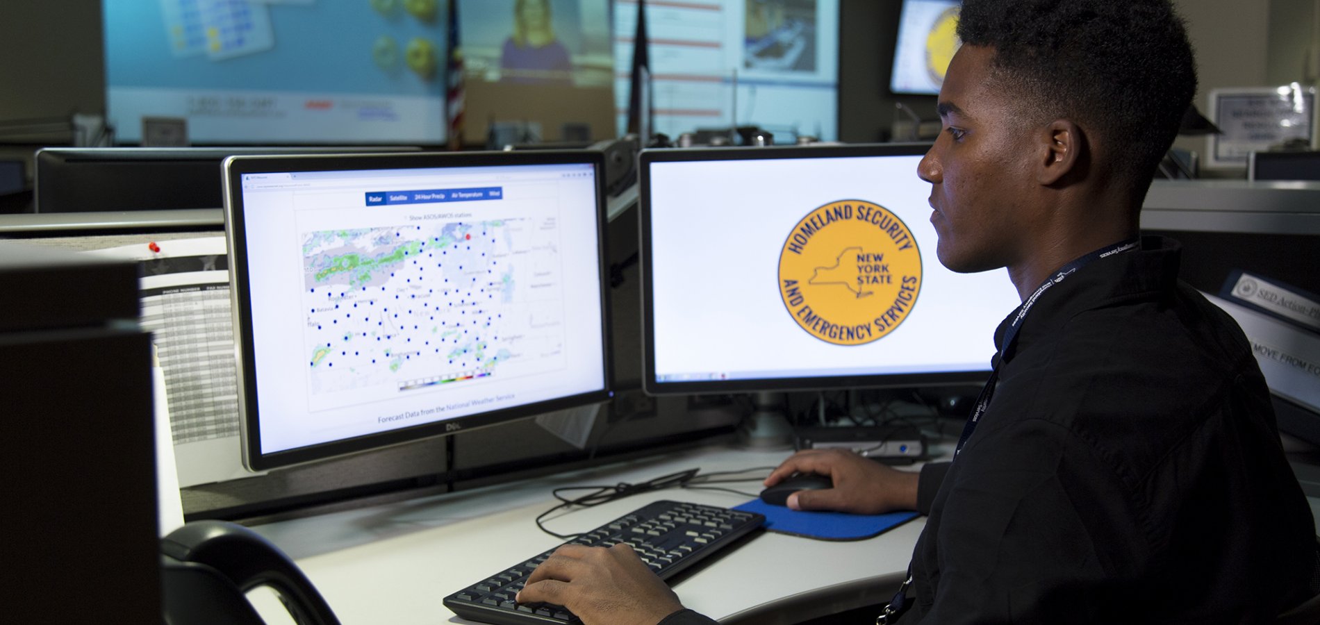Student working in a computer lab.