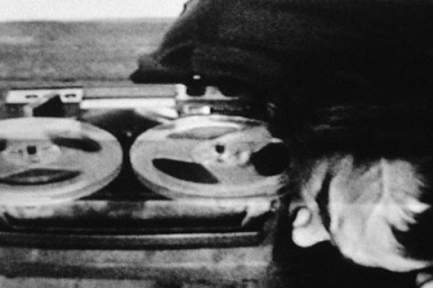 Vito Acconci, Face Off, 1972, still