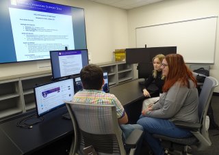 UAlbany VOST students gather for a debrief following the NYC Marathon.