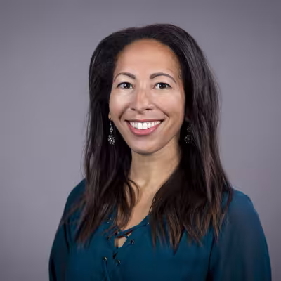Alyssa Lotmore headshot