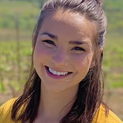 Elena I. Robles