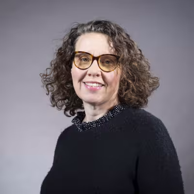 Loretta Pyles headshot